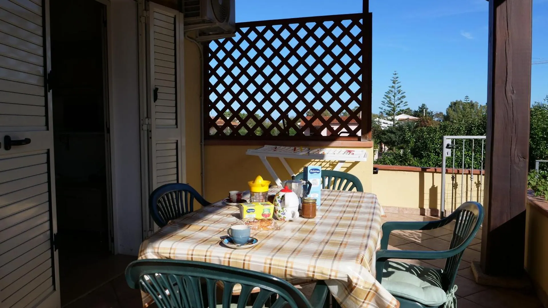 600 M Dalla Spiaggia Budoniaffitti 0*, Budoni Italia